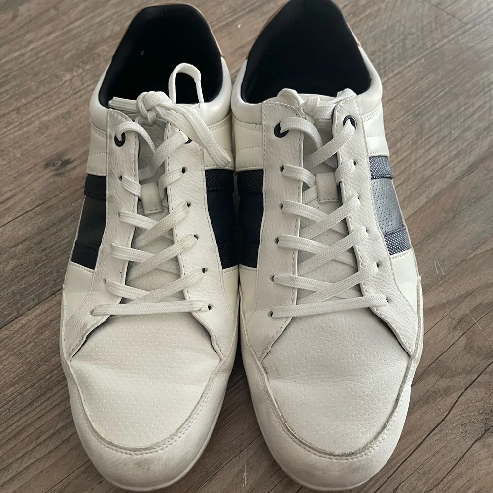 Aldo - Picture 1 of 3